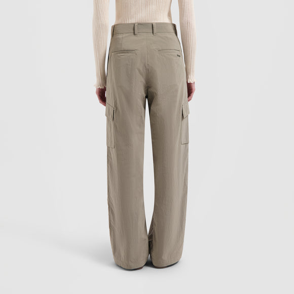 WMN Nylon Cargo Pants - Grey