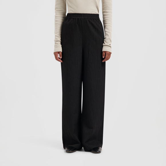 Textured Drapey Pant - Black