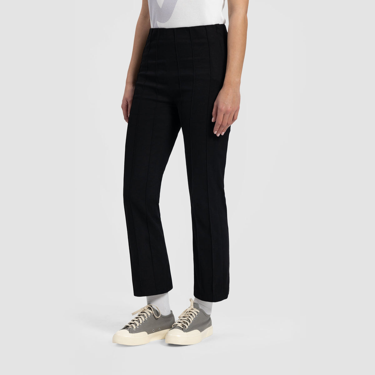 OLAF WMN PINTUCK TROUSERS | BLACK
