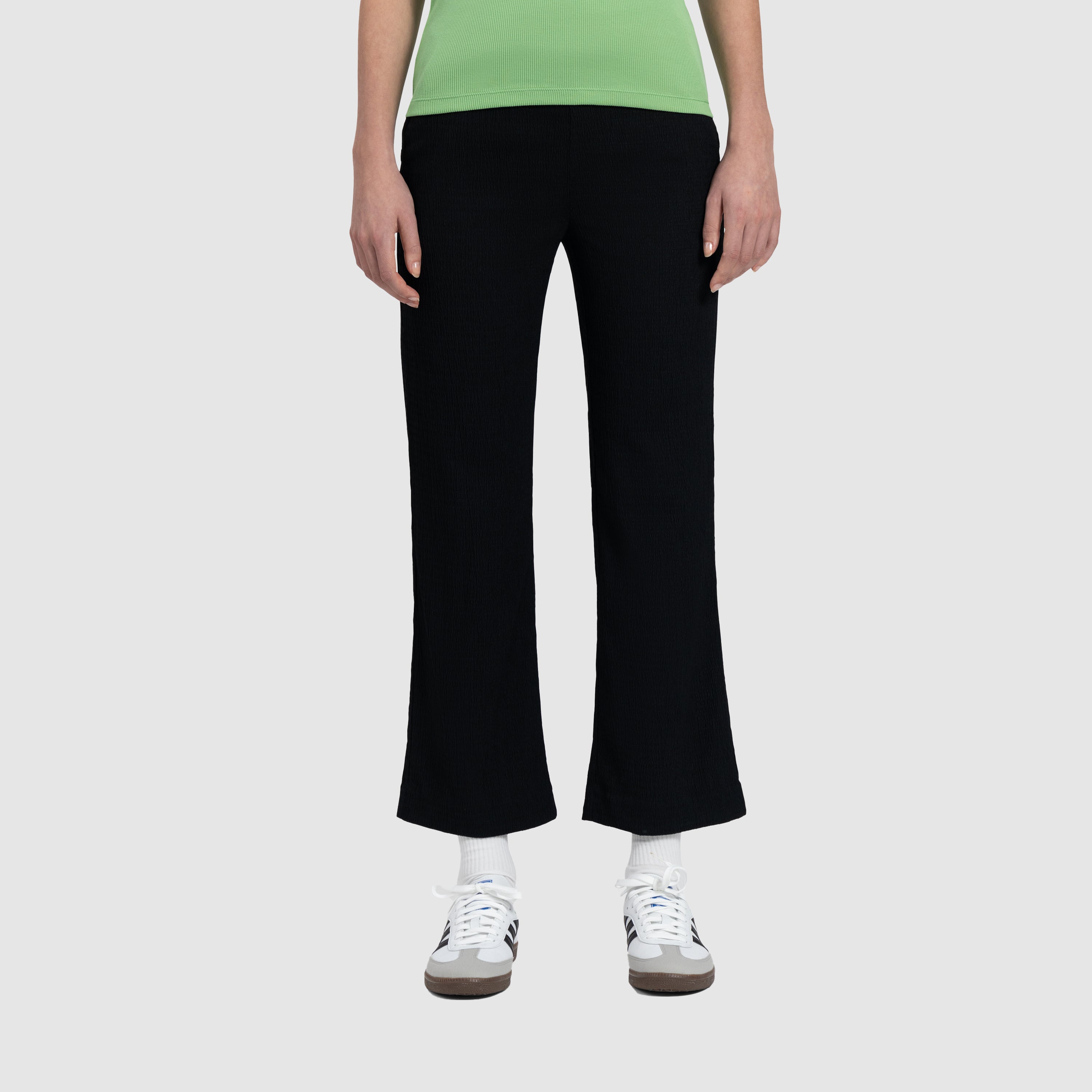 WMN Seersucker Slim Trousers - Black