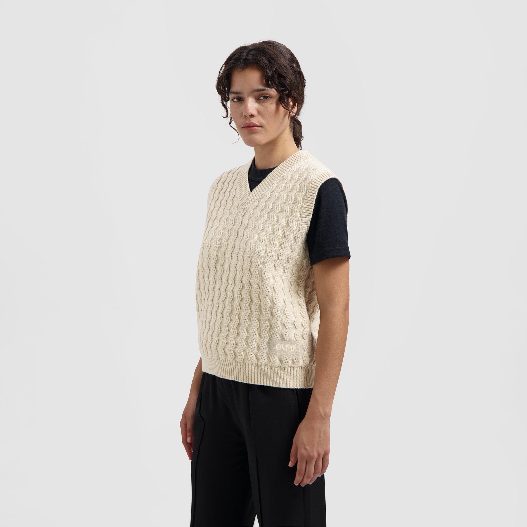WMN Wavy Knit Vest - Off White