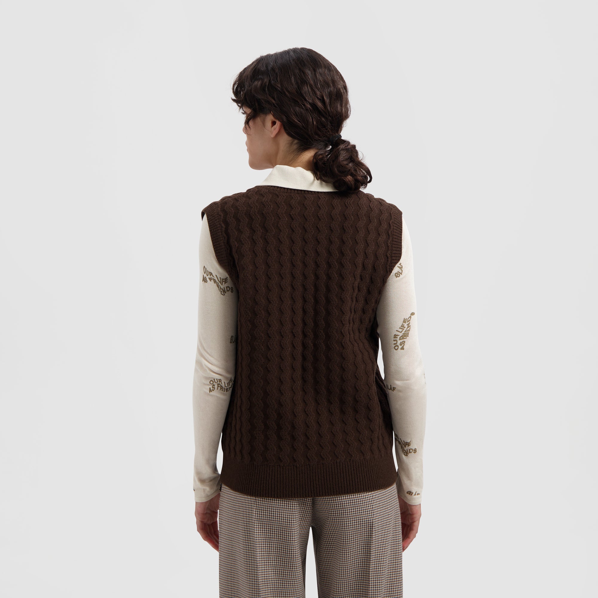 WMN Wavy Knit Vest - Dark Brown