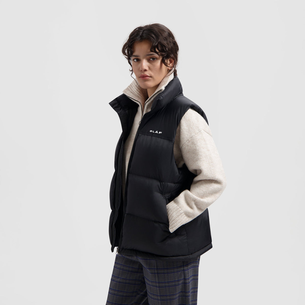 OLAF PUFFER VEST | BLACK