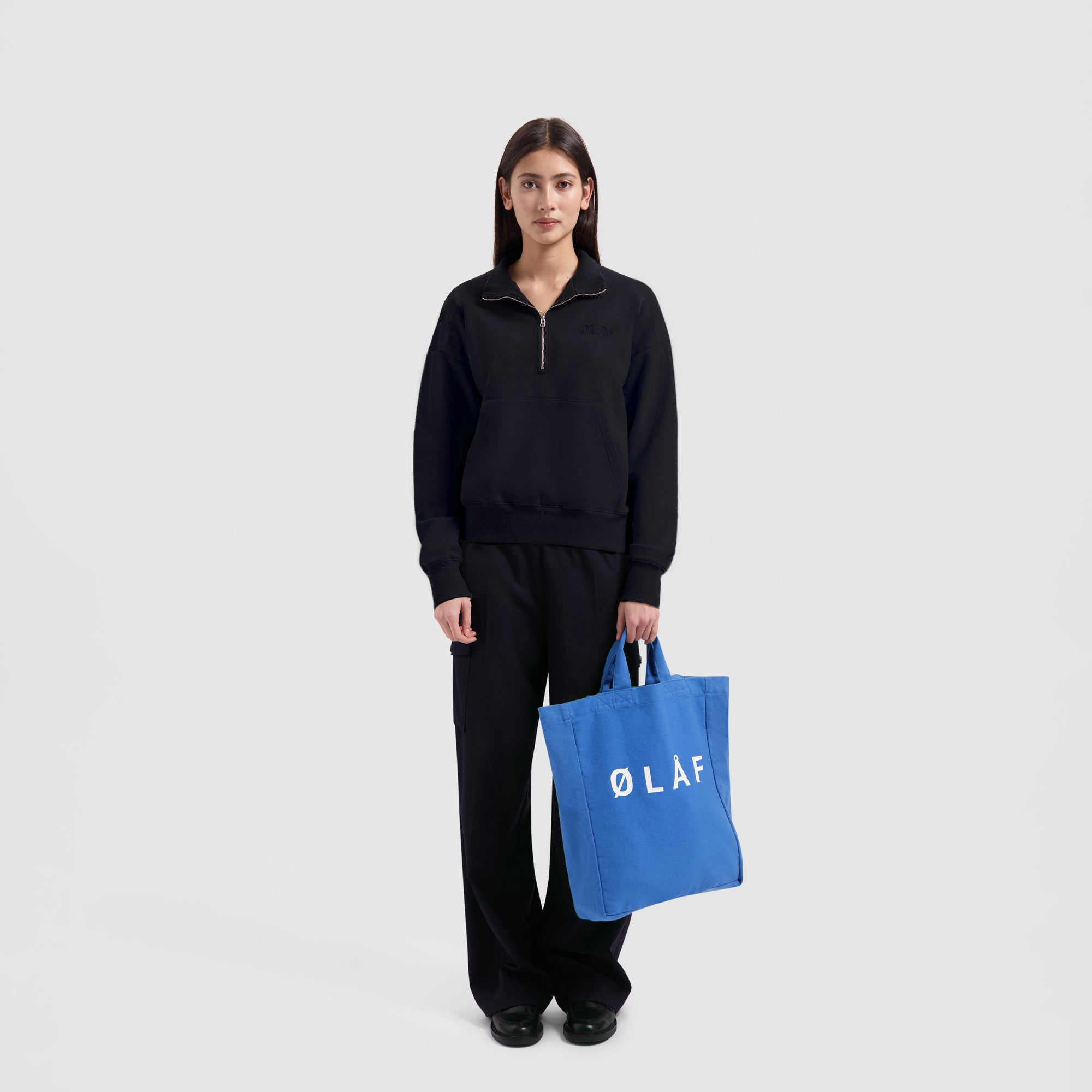 WMN Outline Logo Zip Mock - Black
