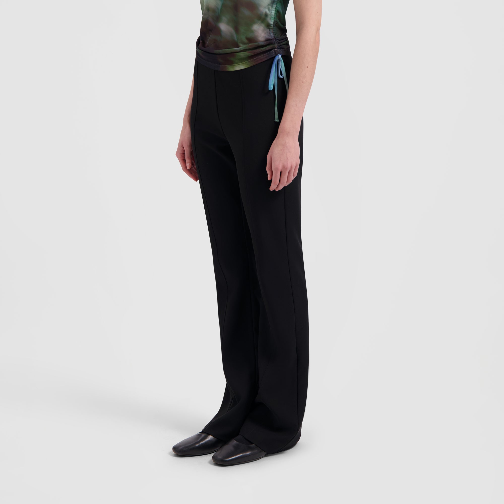WMN Fit And Flare Pants - Black