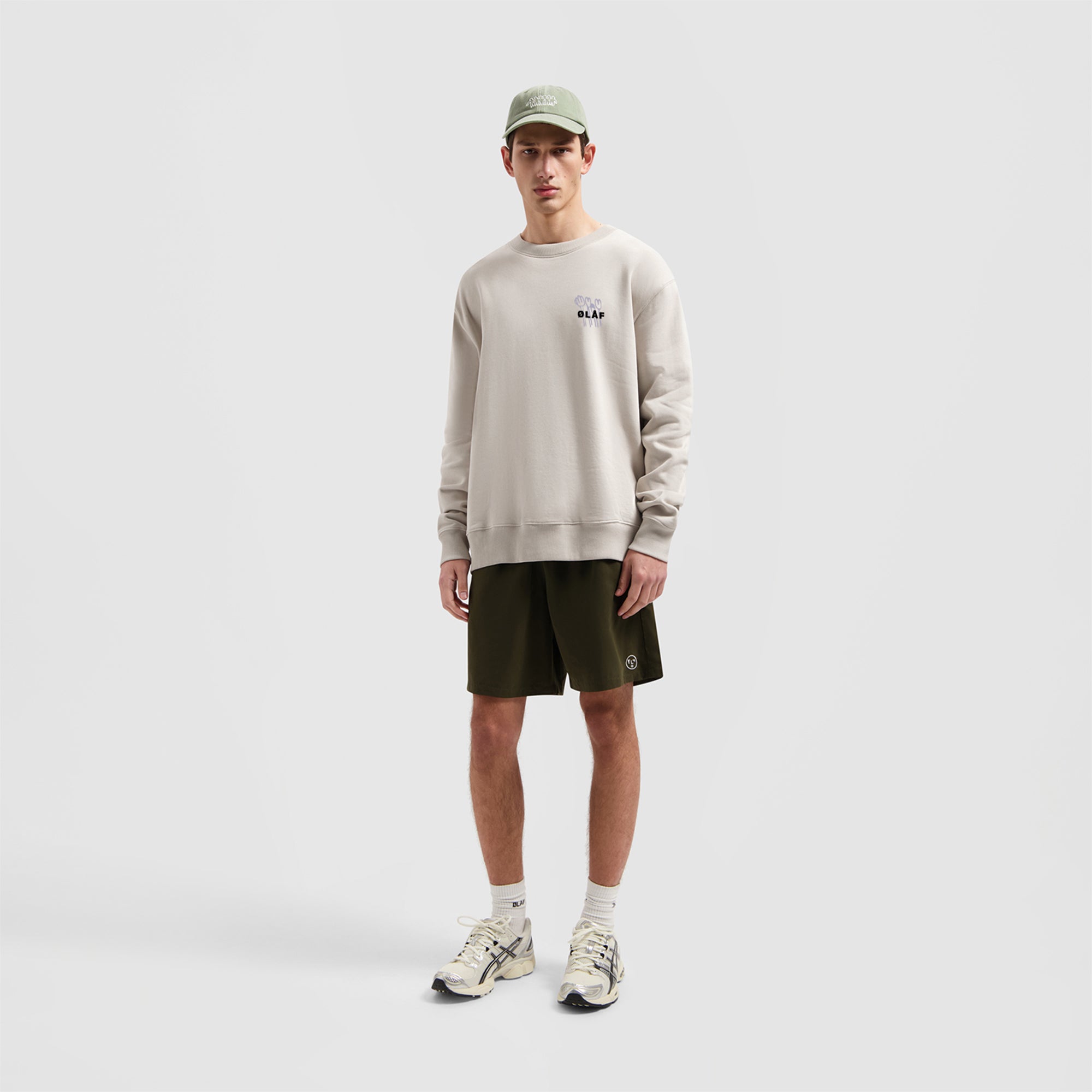 Flower Poster Crewneck - Cement