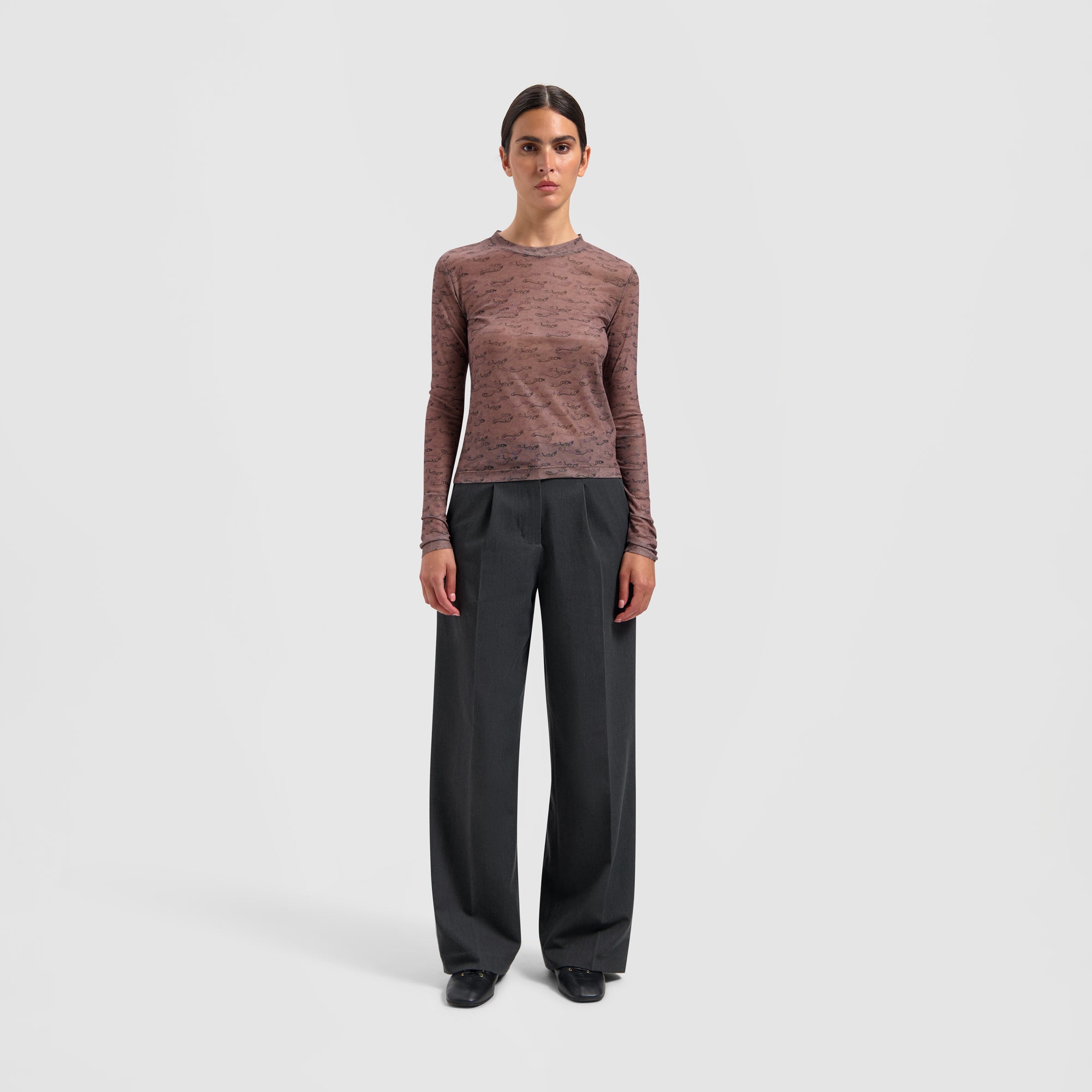Wind AOP LS Top - Brown