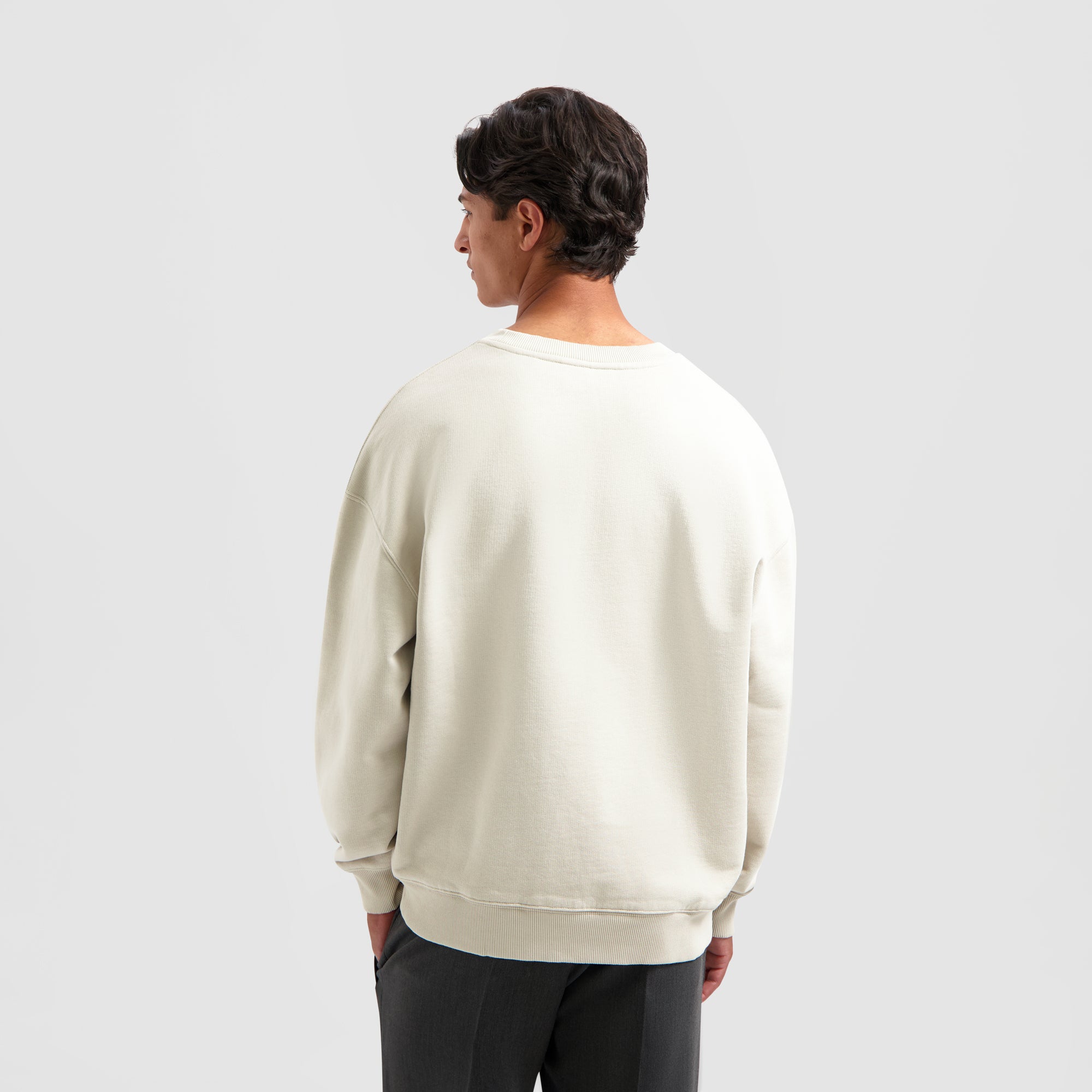 Studio Crewneck - Cement