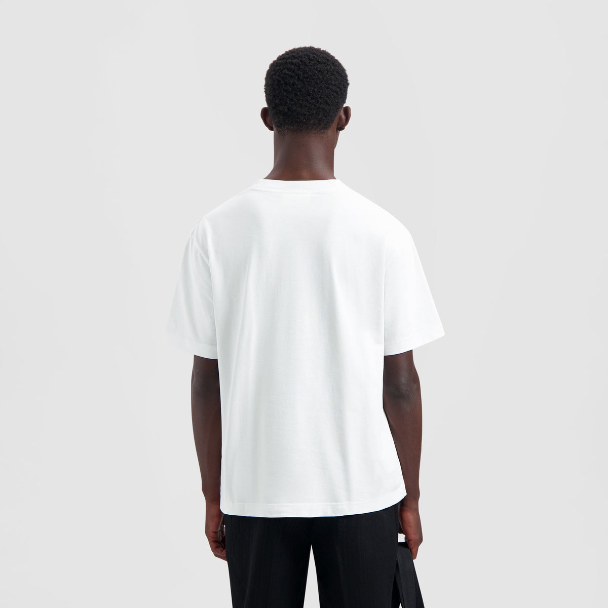 SIGNATURE TEE | OPTICAL WHITE