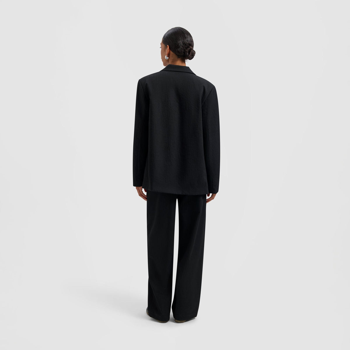 PINSTRIPE BLAZER | BLACK / WHITE