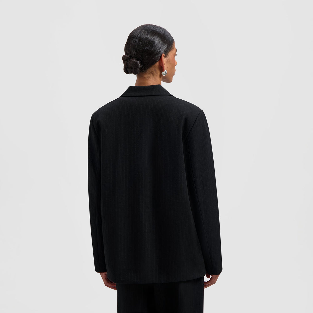 PINSTRIPE BLAZER | BLACK / WHITE