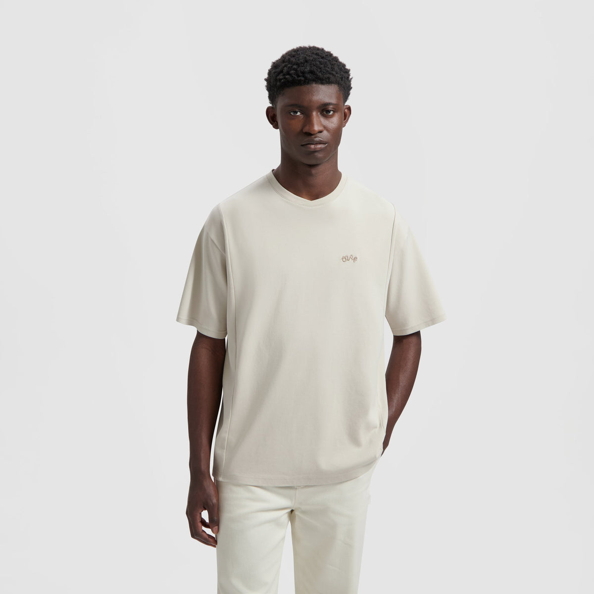 PANEL TEE | CEMENT