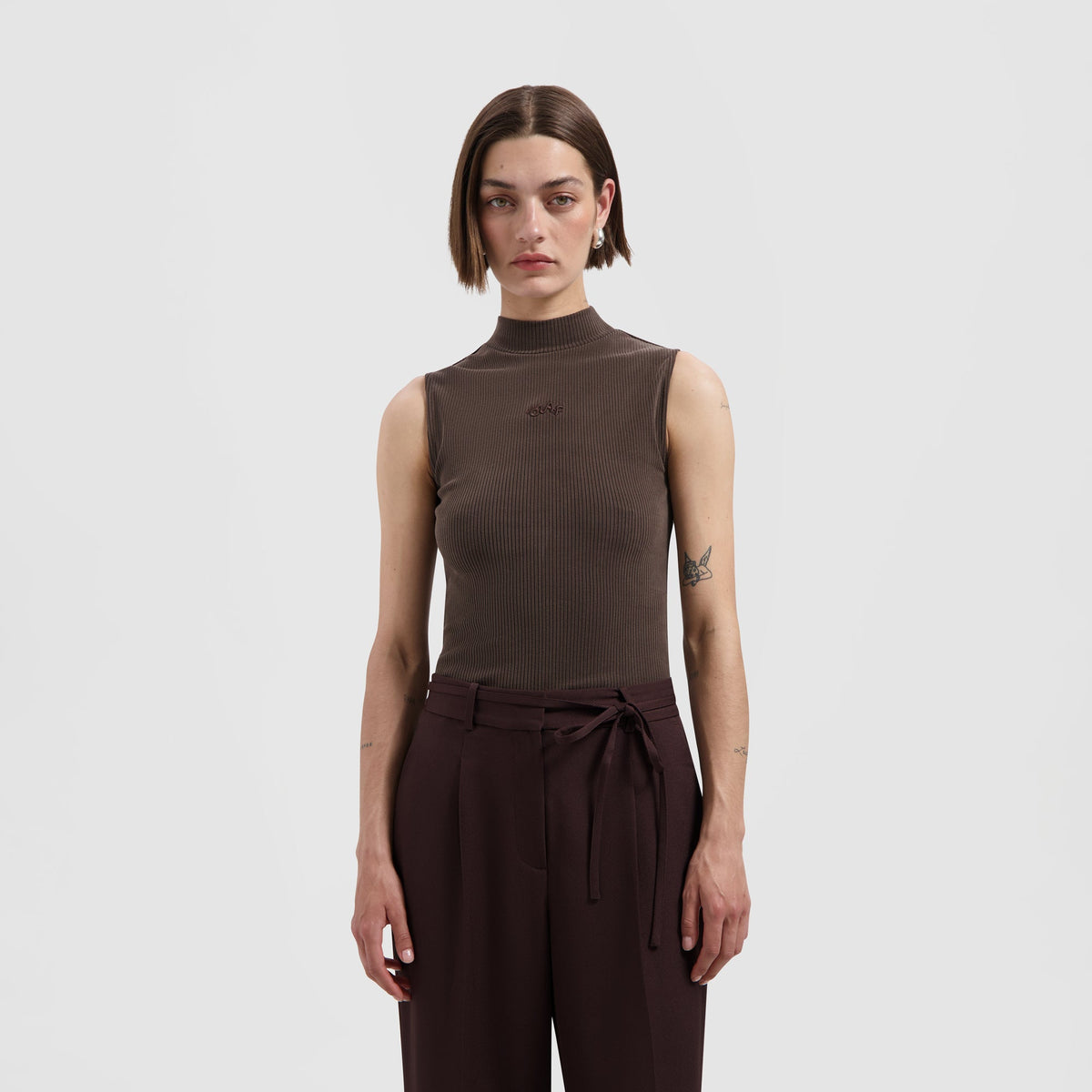 SIGNATURE LOGO MOCK NECK TOP | HOT FUDGE