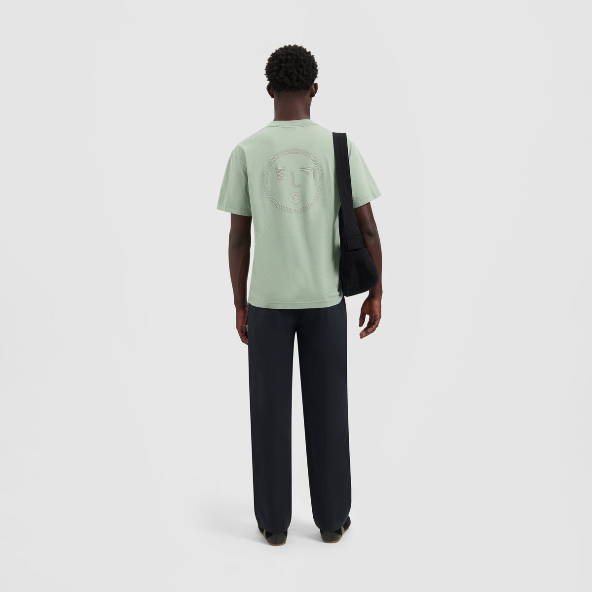 LINED FACE TEE | GREEN MILIEU