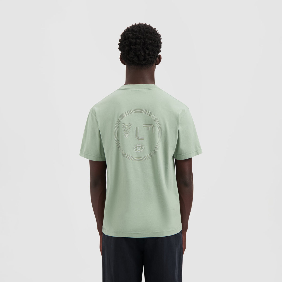 LINED FACE TEE | GREEN MILIEU