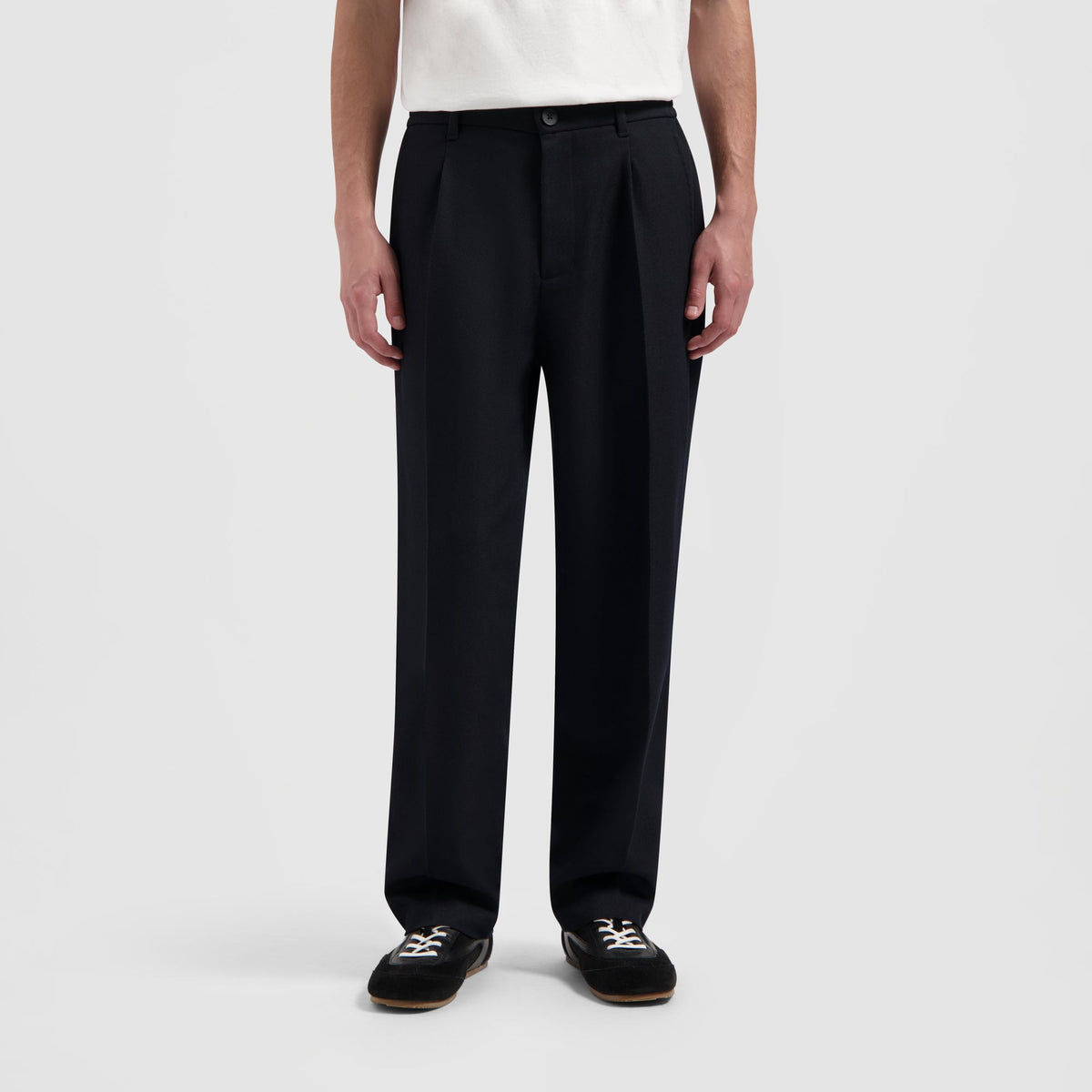 REGULAR TWILL PLEATED PANT | CHARCOAL