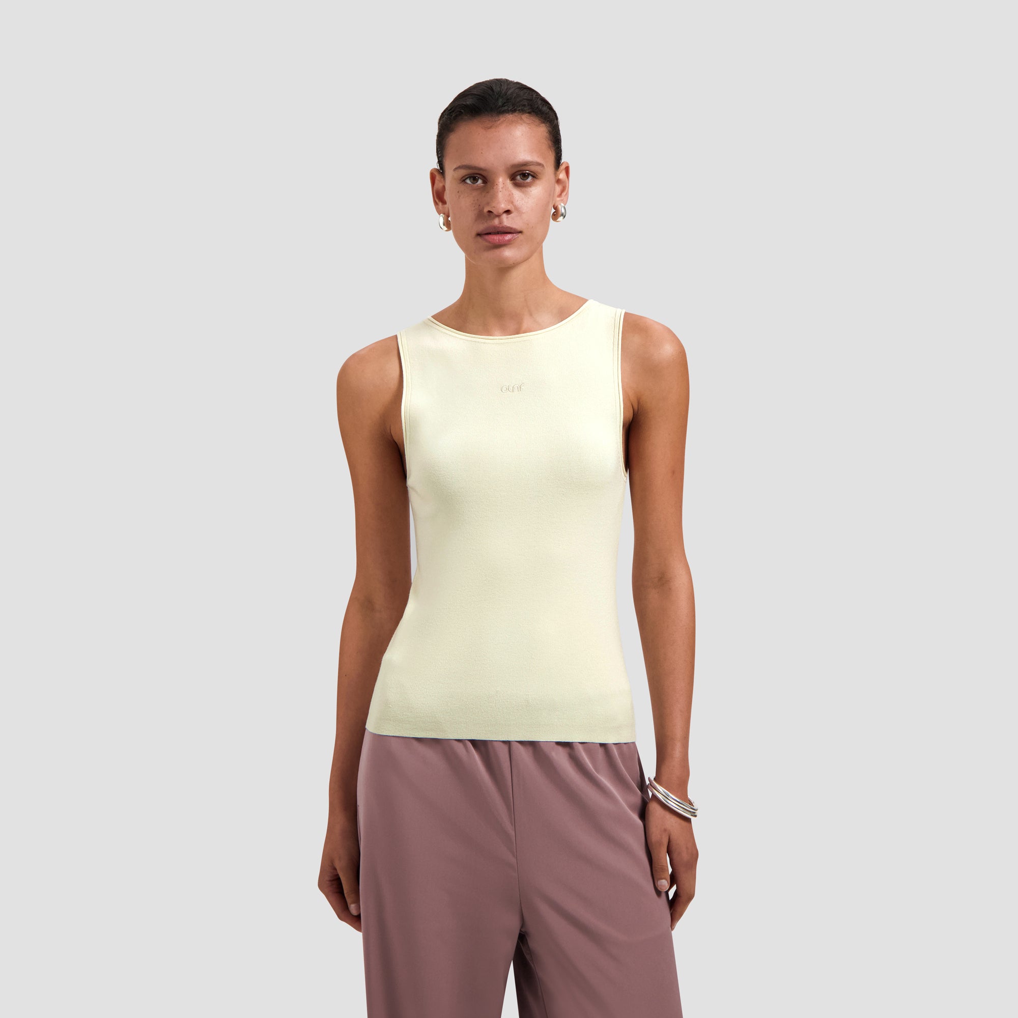 Retro Logo Sleeveless Knit - Off-White