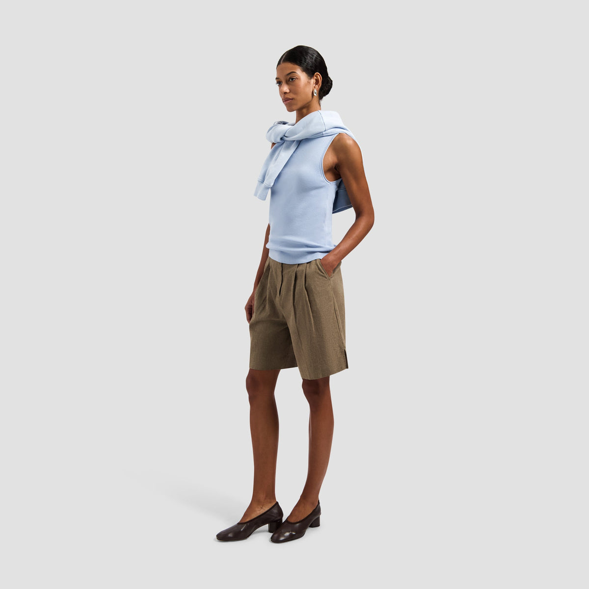 LINEN TAILORED SHORTS | TAUPE