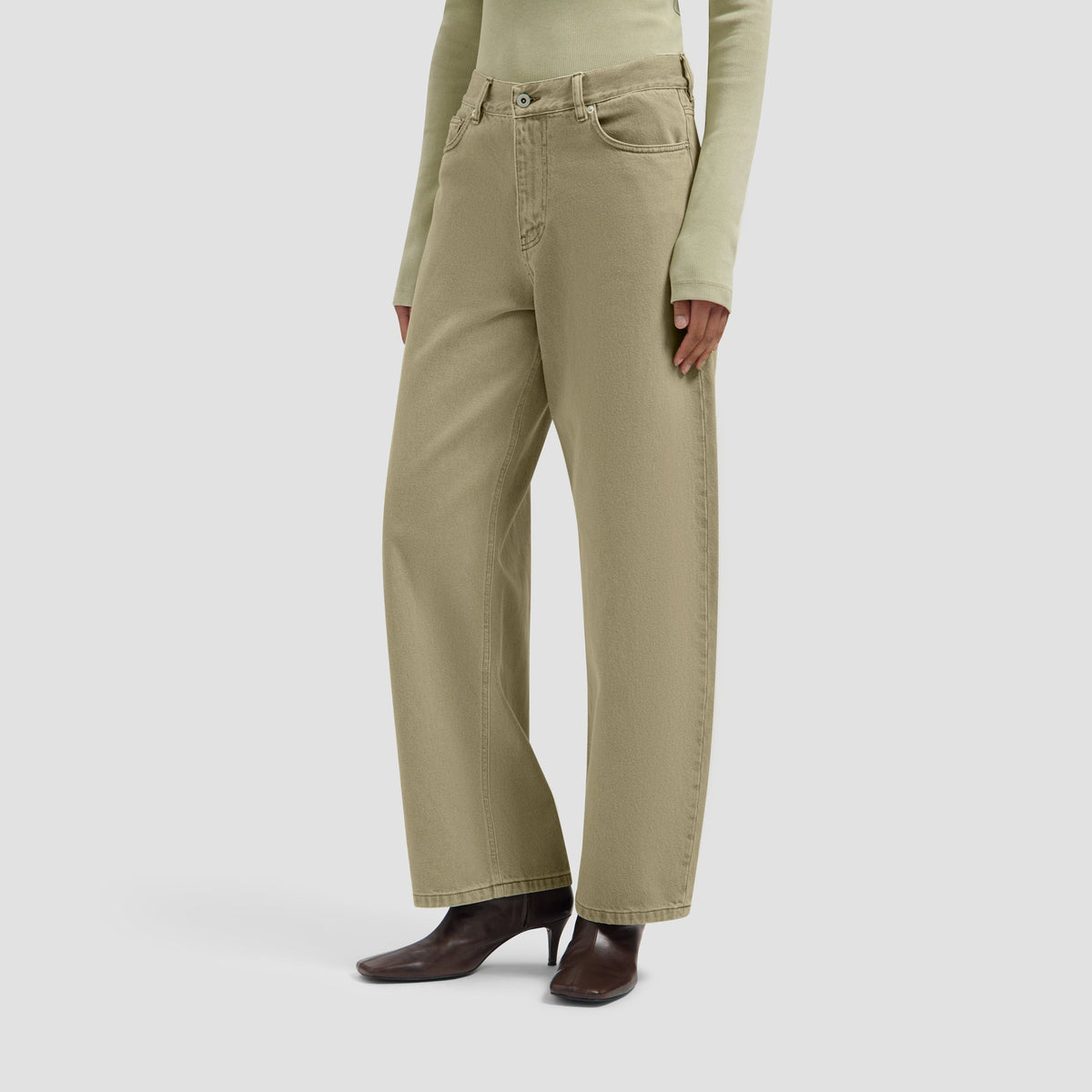 MONOGRAM BARREL LEG DENIM PANT | TREEHOUSE