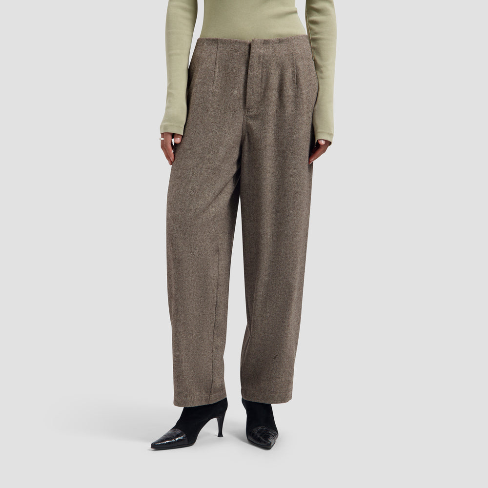 Wool Herringbone Barrel Leg Pant - Chocolate Chip