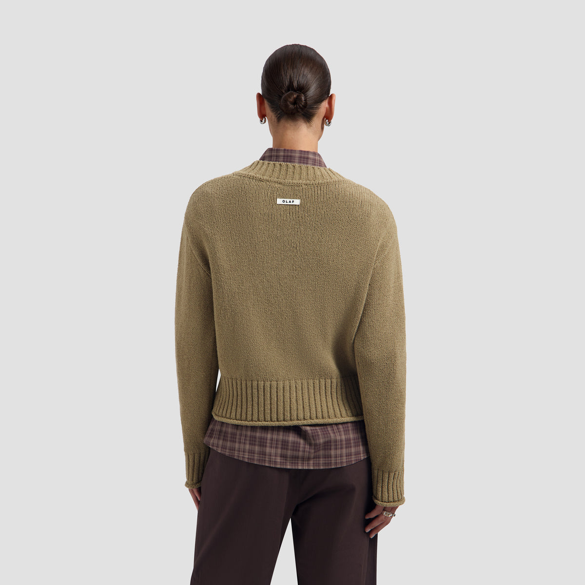 Knitted V-Neck - Treehouse