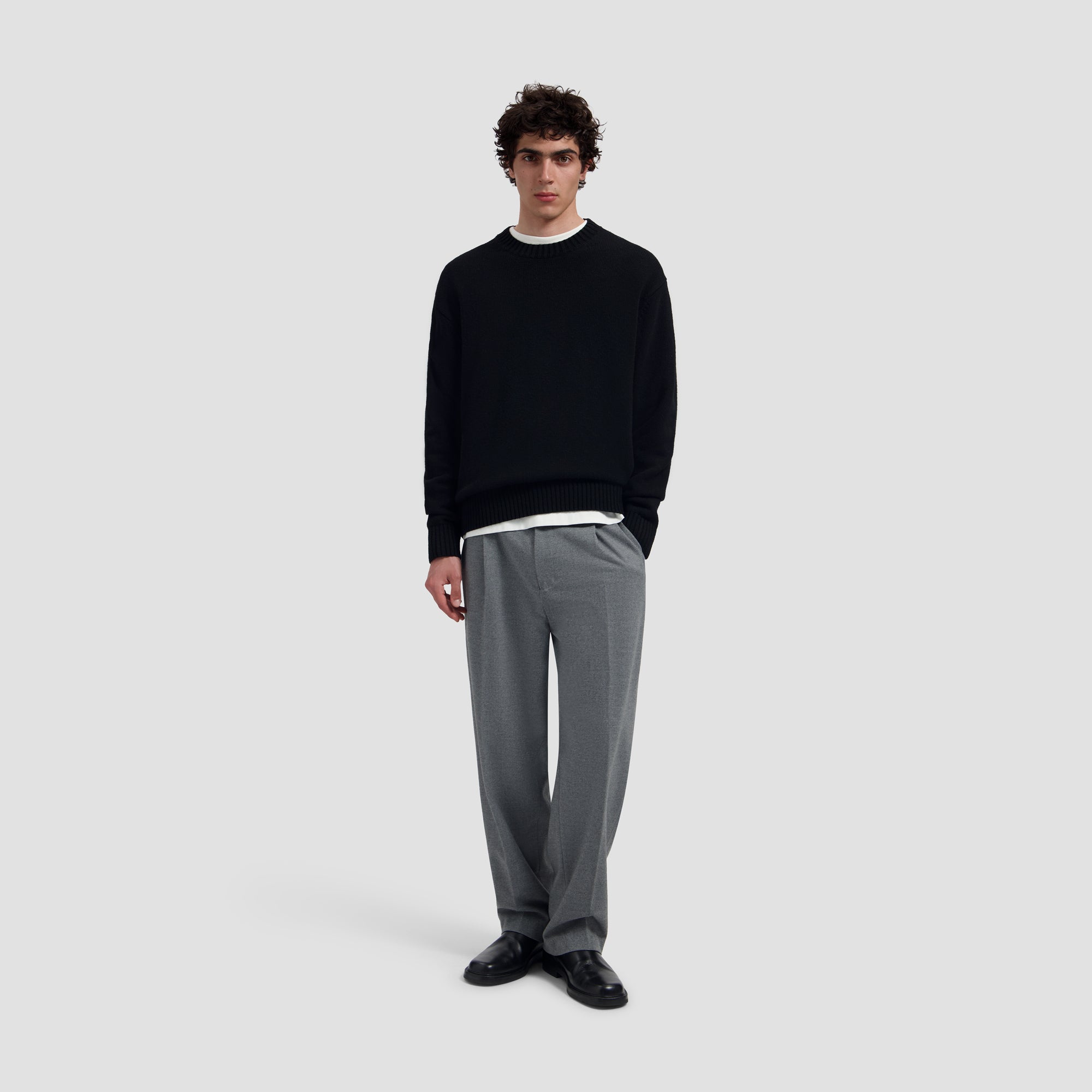 Essential Knitted Crewneck - Black
