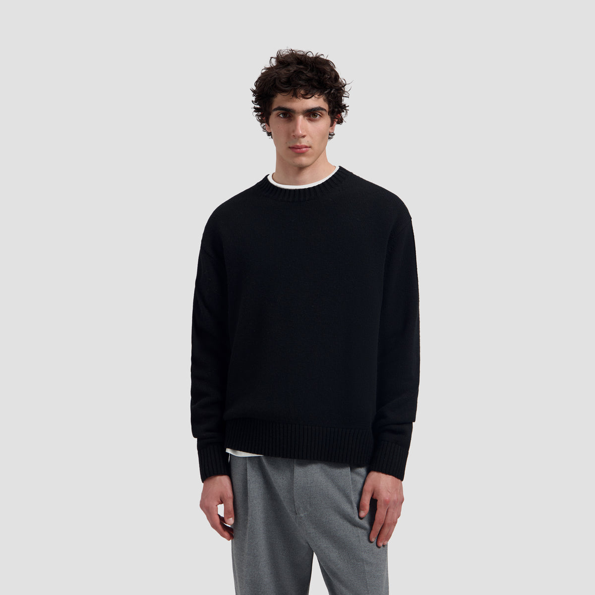 Essential Knitted Crewneck - Black