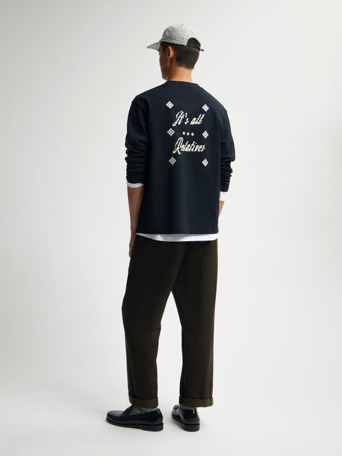 IT'S ALL RELATIVES LS TEE | BLACK