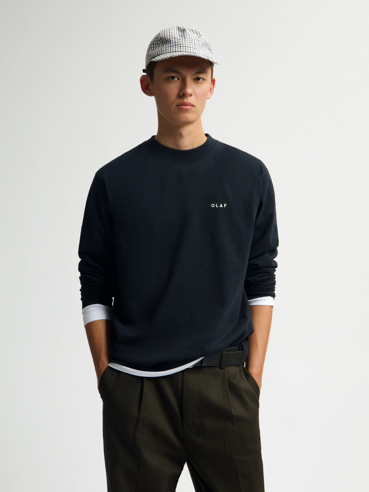 IT'S ALL RELATIVES LS TEE | BLACK
