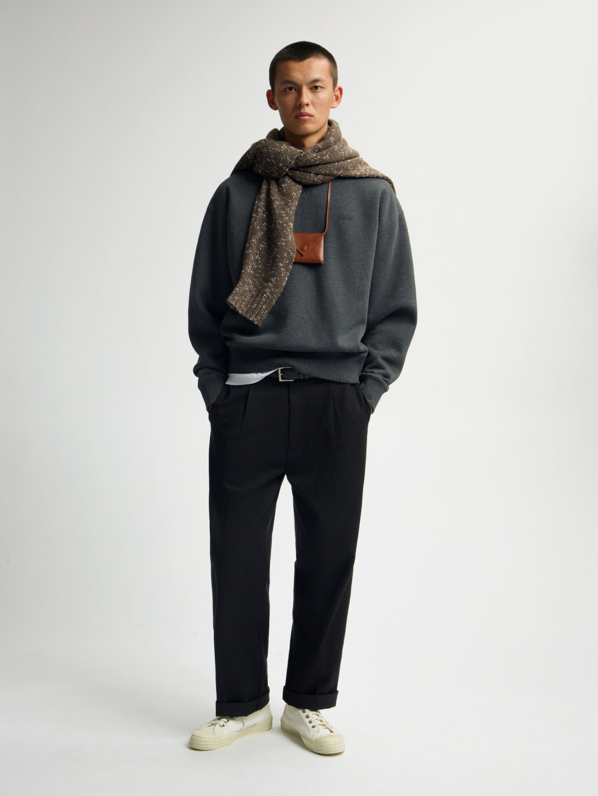 SIGNATURE BOXY CREWNECK | CHARCOAL
