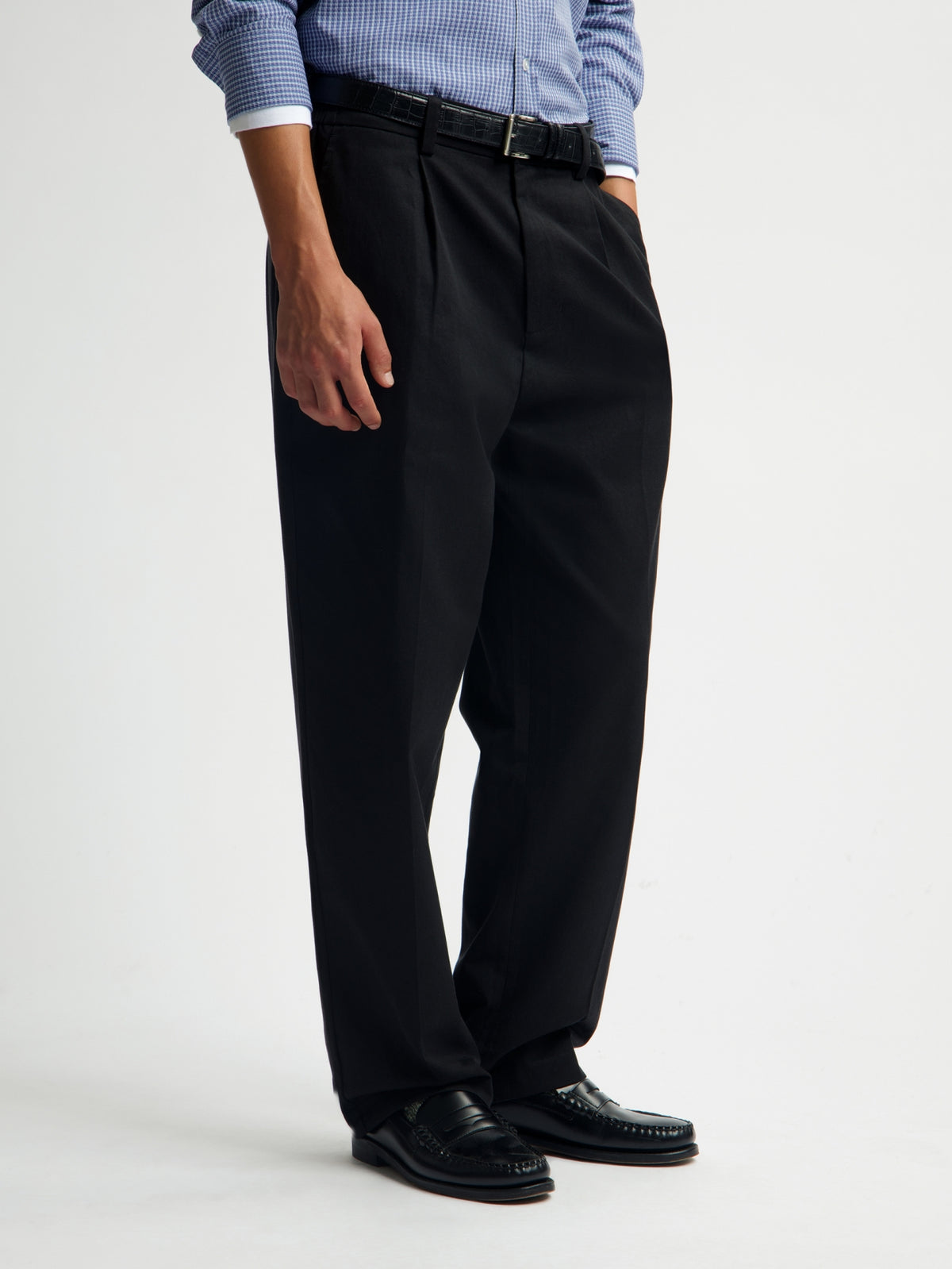 REGULAR PLEATED PANT | BLACK