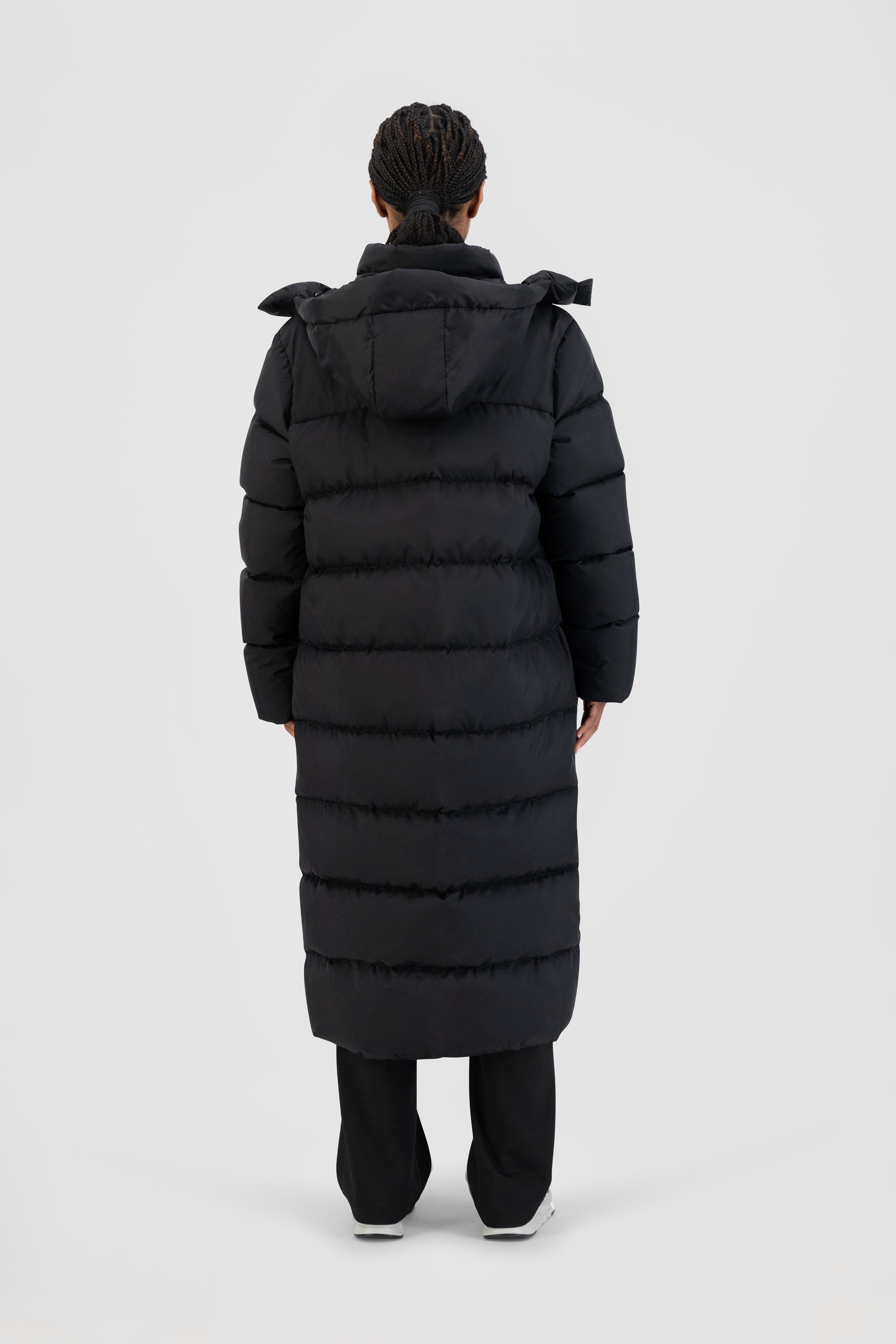 ØLÅF WMN Long Puffer Jacket - Black